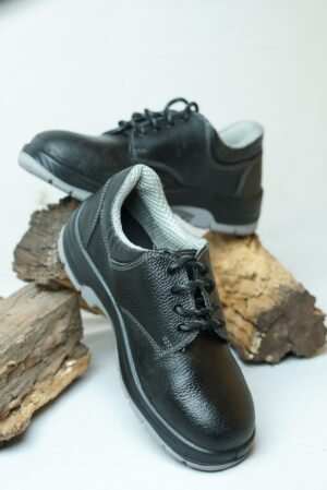 Safety Shoes ( Low Top Inner Black )